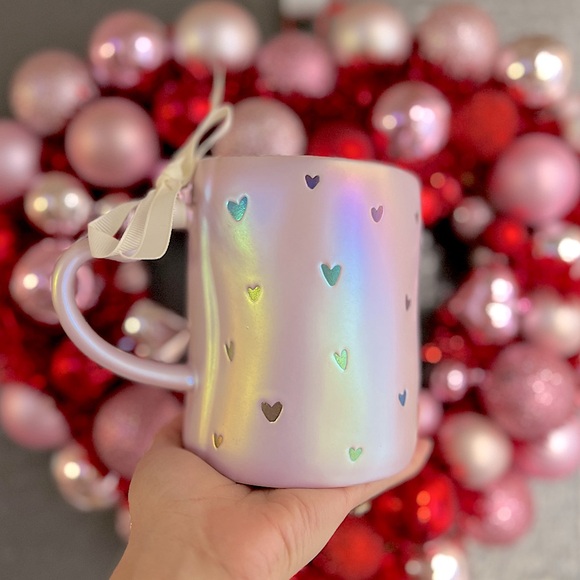 ✨NEW🩷Rae Dunn 2025 Pearlescent Matte Pink Valentines Day Mug with Heart Pattern💖 - Picture 1 of 7